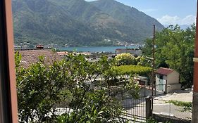 Themis Apart Hotel