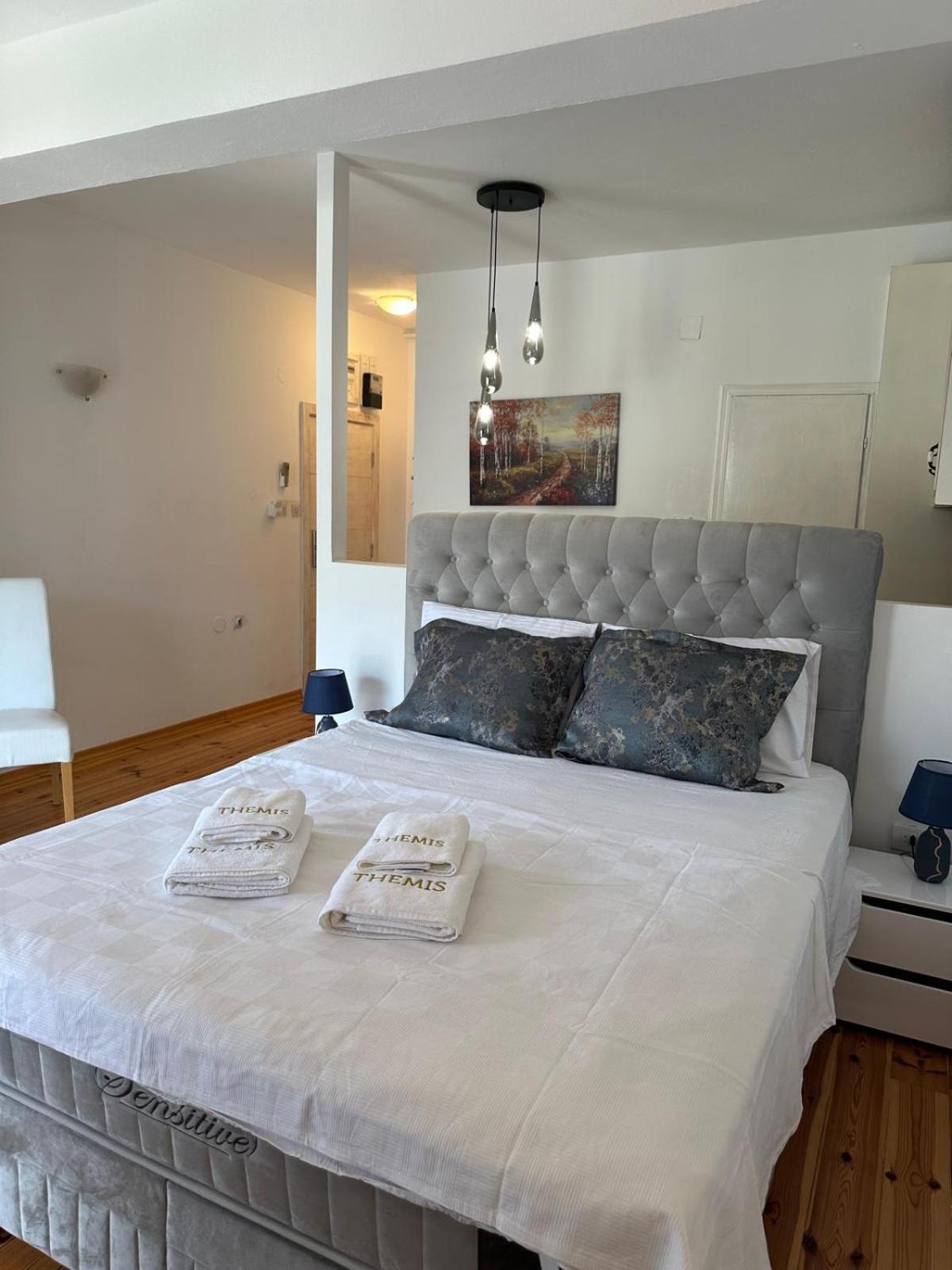 Themis Apart Hotel Kotor Zewnętrze zdjęcie